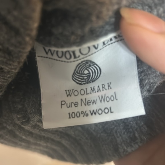 WoolOvers Pure Wool Knitted Aran Cable Turtle Neck Sweater Gray Small fisherman - Picture 7 of 7